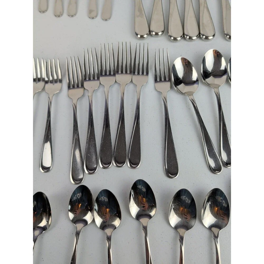 Oneida USA Flight Reliance Stainless Flatware Glossy 39 Piece Set